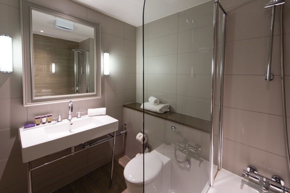 Sutton Coldfield Vacations - The Belfry - Property Image 3
