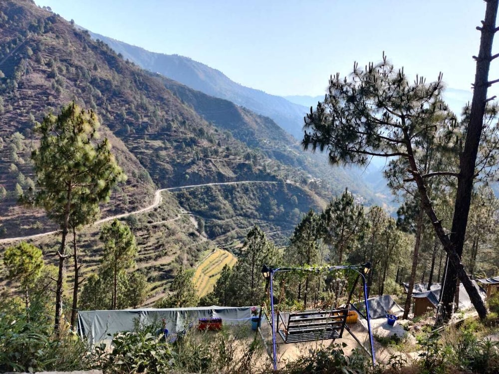 Jaseelo Camps near Tehri Lake