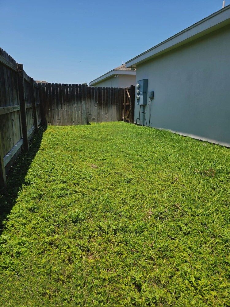 Apartment With 3 Bedrooms 40 Minutes From South Padre