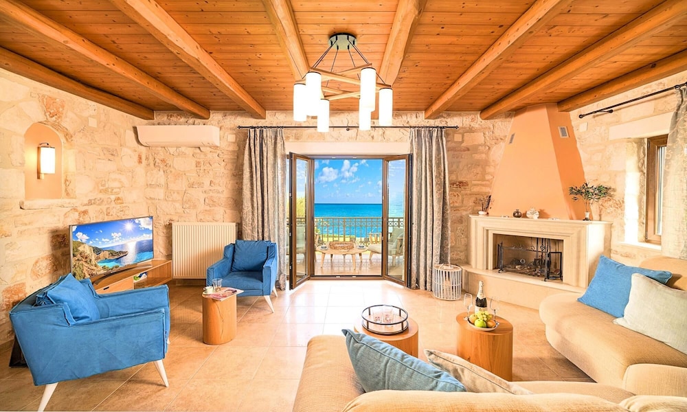 Psarou Beach House in Psarou view 4