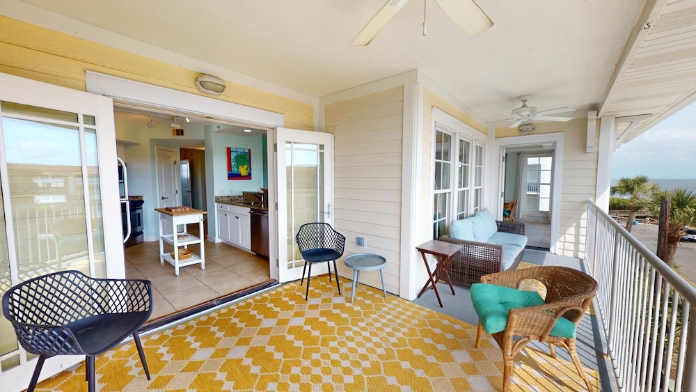 Pier Walk Unit C by Tybee Vacation Rentals