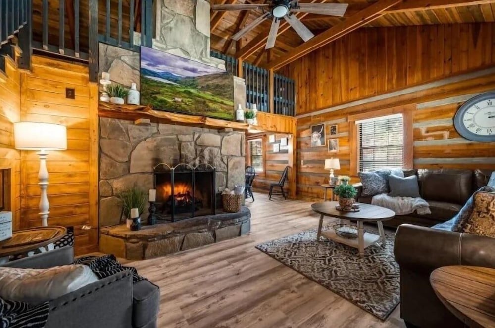 Hidden Acres Lodge 3 Bedroom Cabin