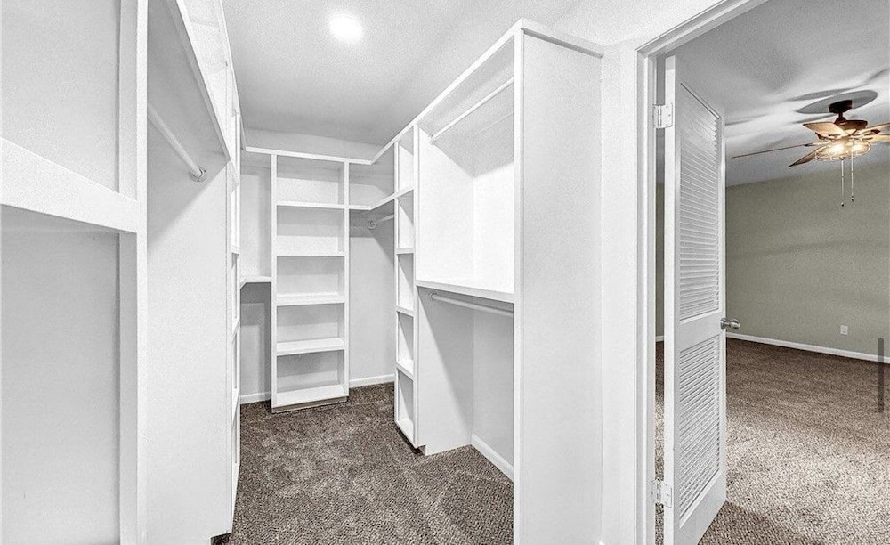 Designer Pet-friendly Retreat With Heated Pool 5 Bedroom Home