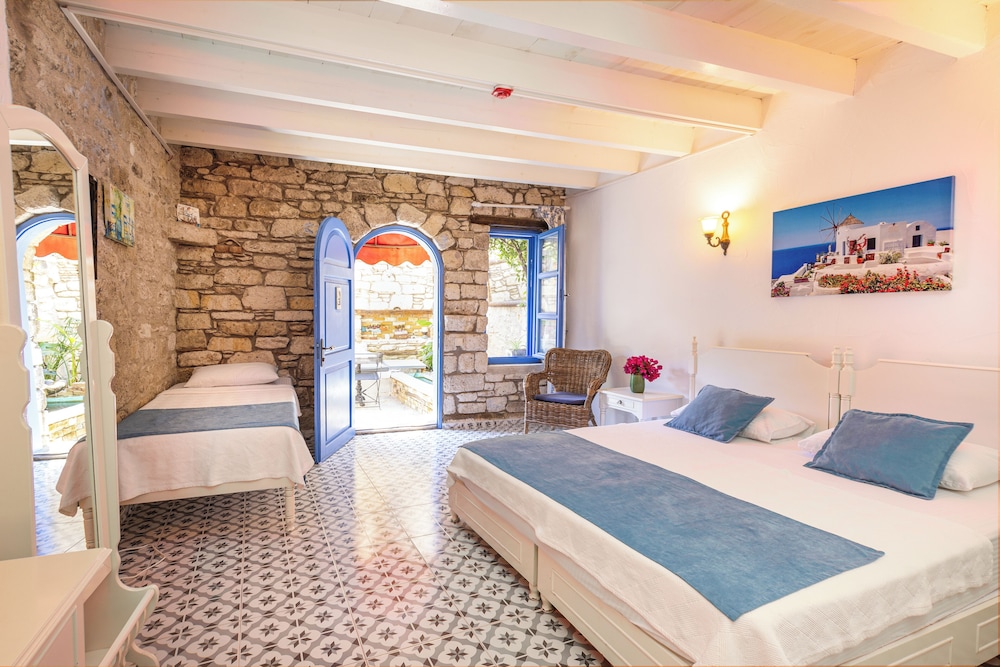 Alacati Eski Ev Hotel - Image 22
