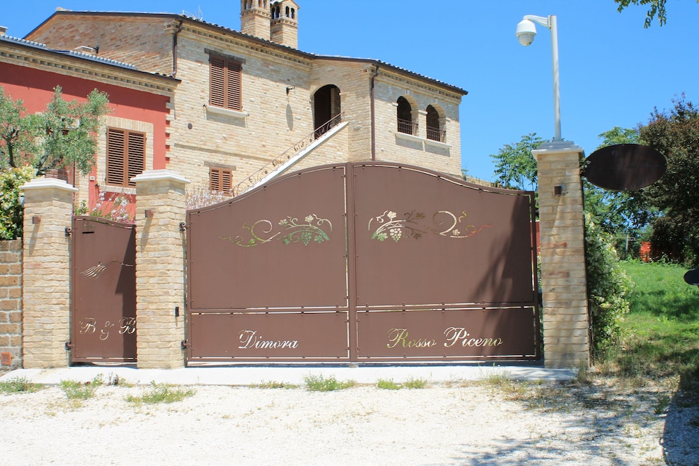 Dimora Rosso Piceno