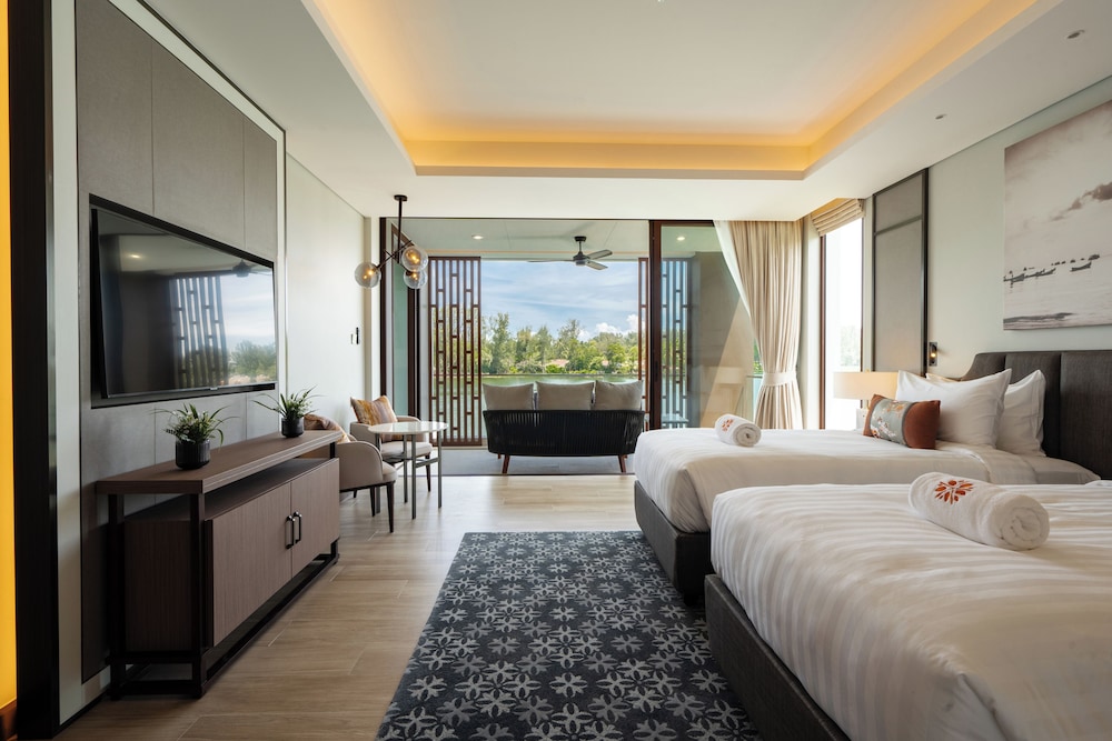 ANGSANA Oceanview in Laguna area