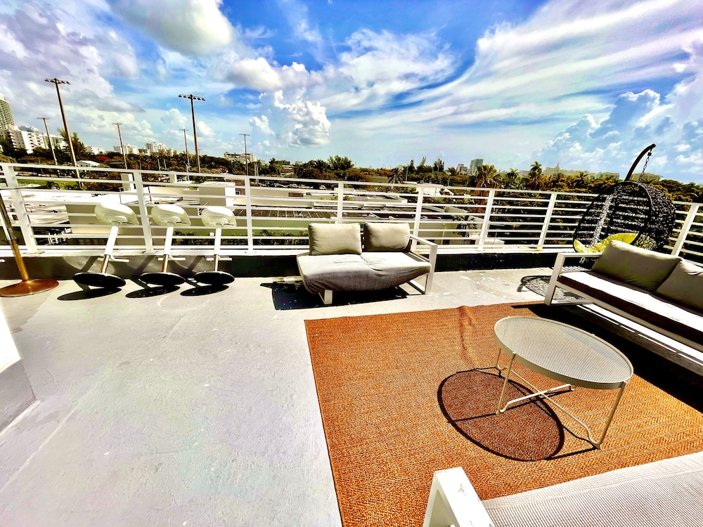 Luxury South Beach Private Apartments - Image 3