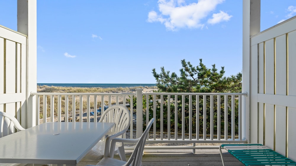 Sea Crest Resort