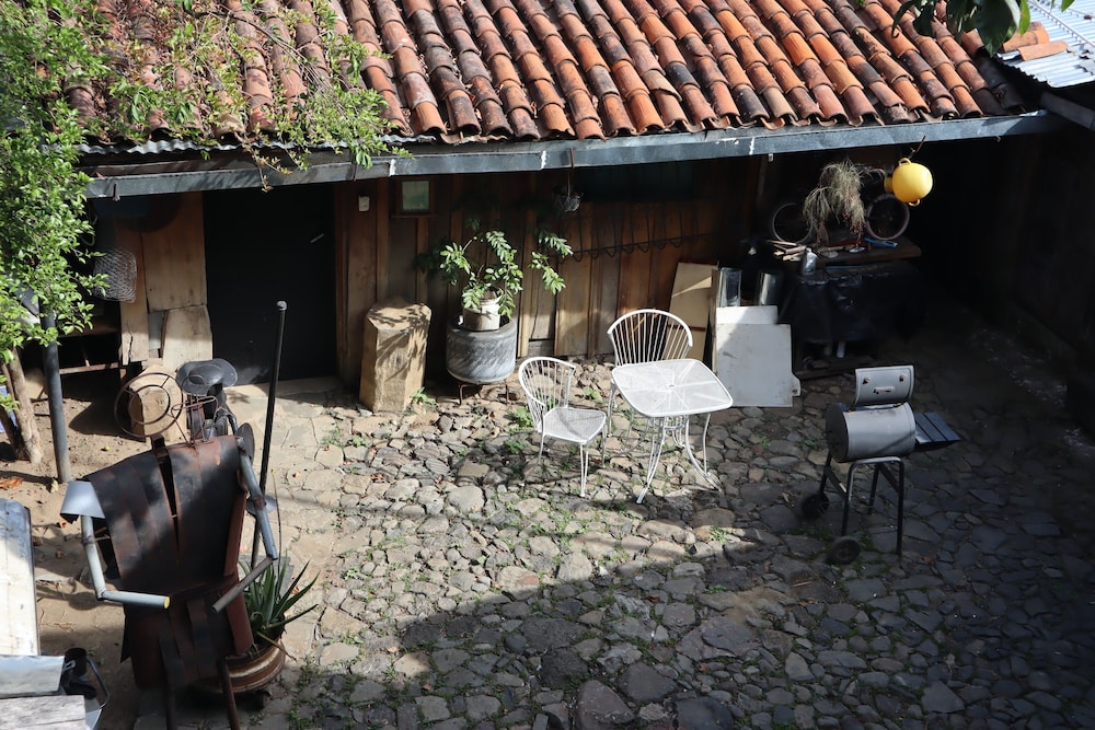 Balsa Café