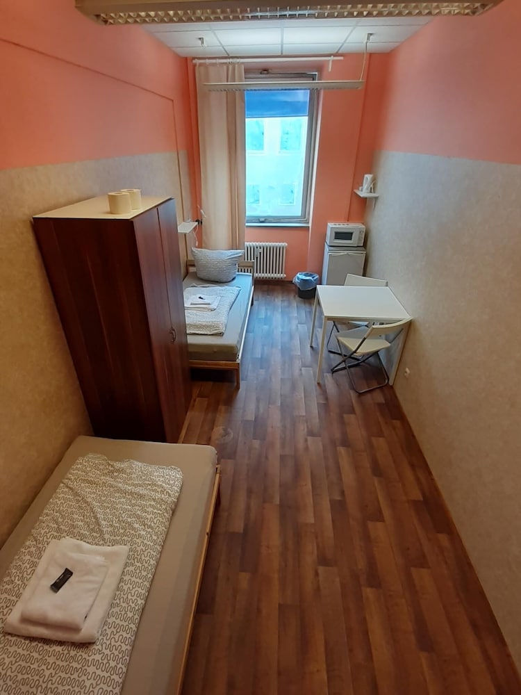2-Rent Group Hostel Zimmer&Apartments GKP2