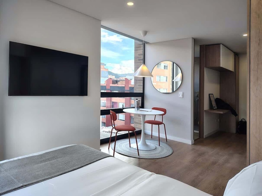 w Amazing Loft in the Heart of Bogot