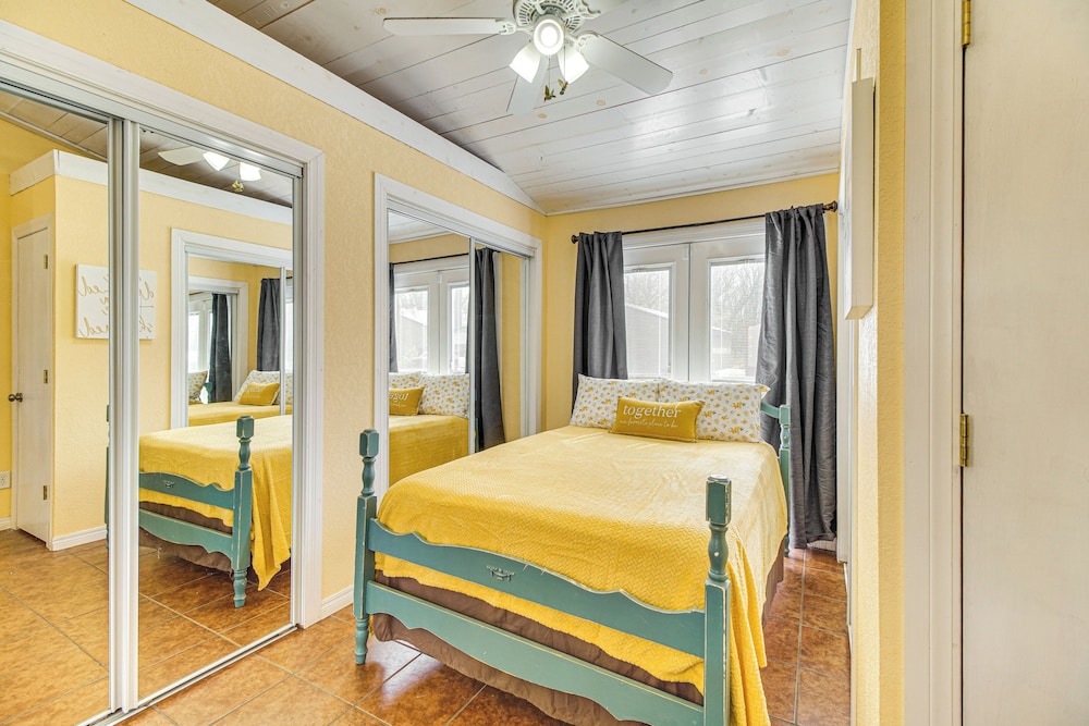 Grove Lake House w/ Boat Dock & Outdoor Spots!
