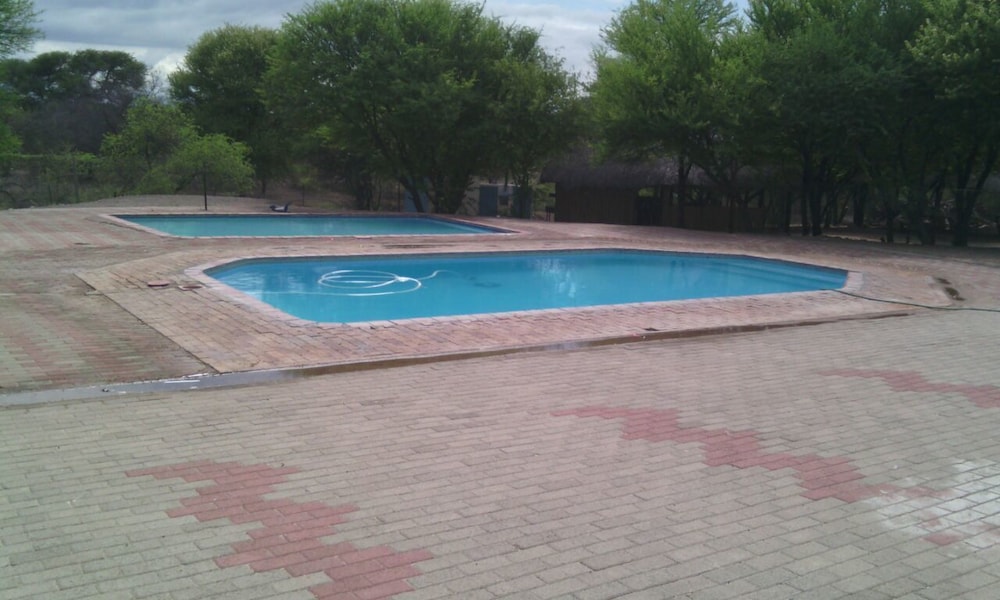Mikelele Motel