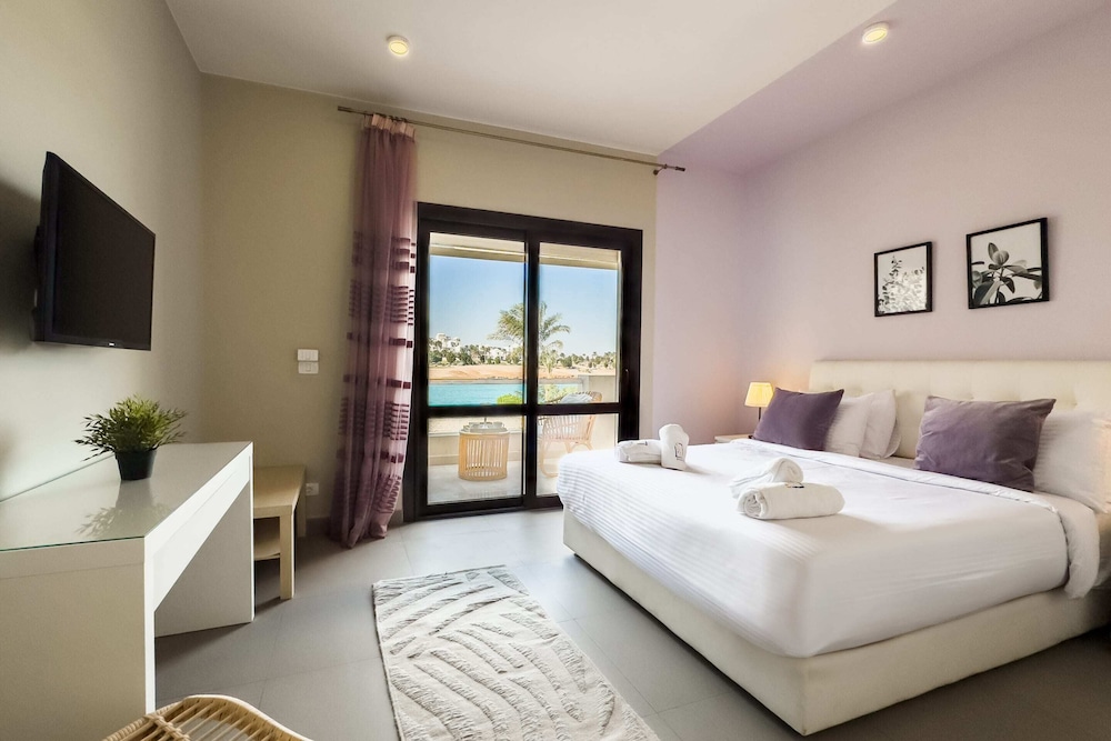Xuru Stays I Sundown Symphony 4mbdr Villa @ Joubal El Gouna