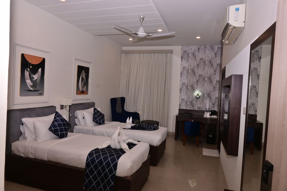 Comfort Inn Shubhra Ghazipur
