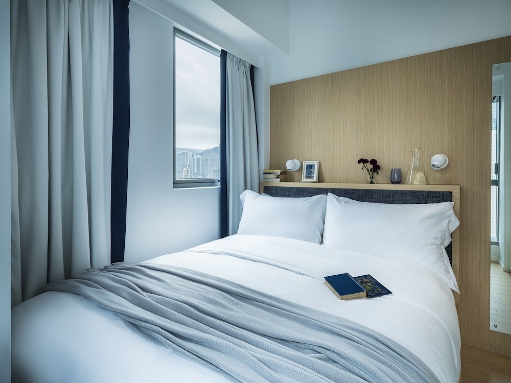 CHI Residences 138