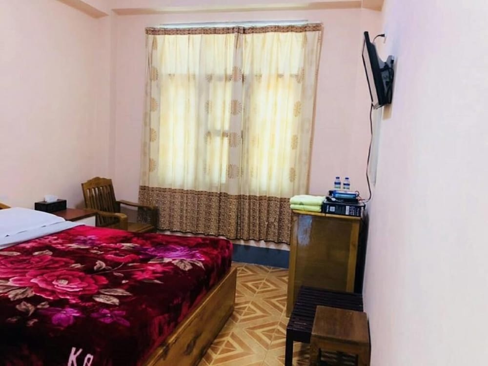 Golden Kalaw Inn