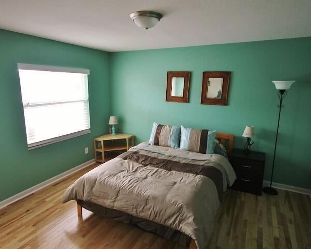 Sea Coast Gardens III 2 Bedroom Condo by Great Ocean Condos