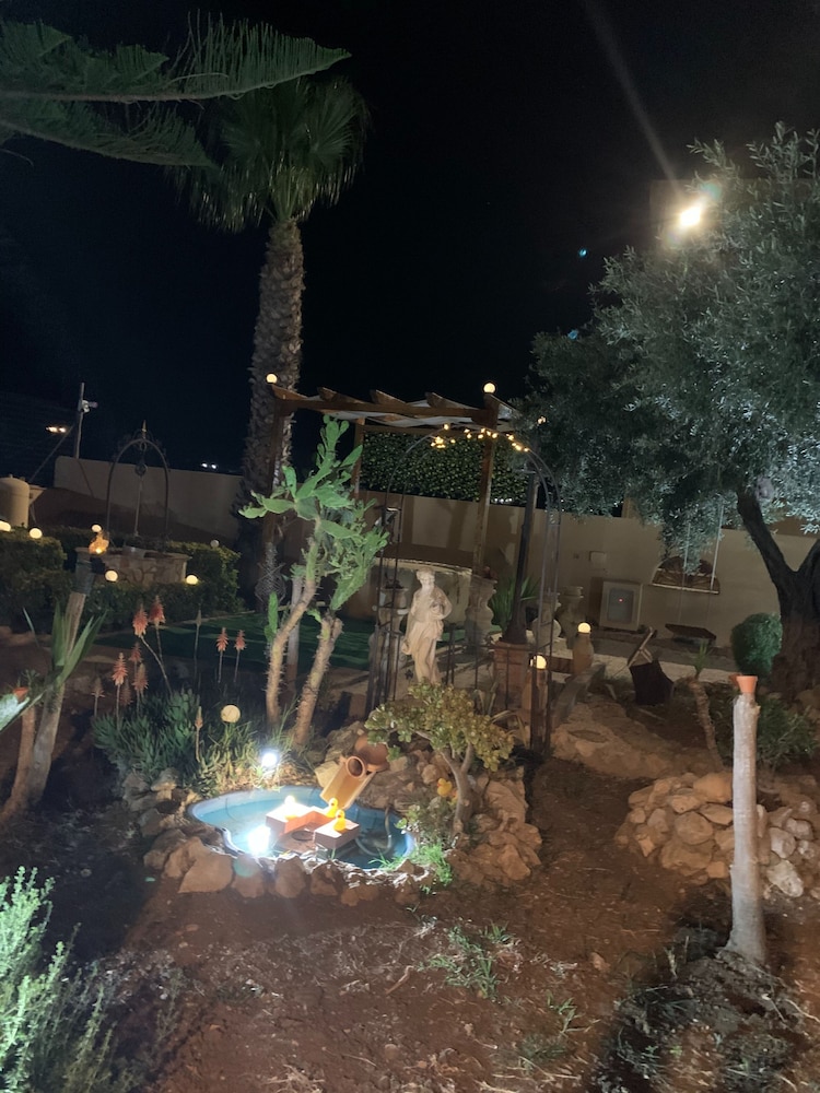 Photo 26