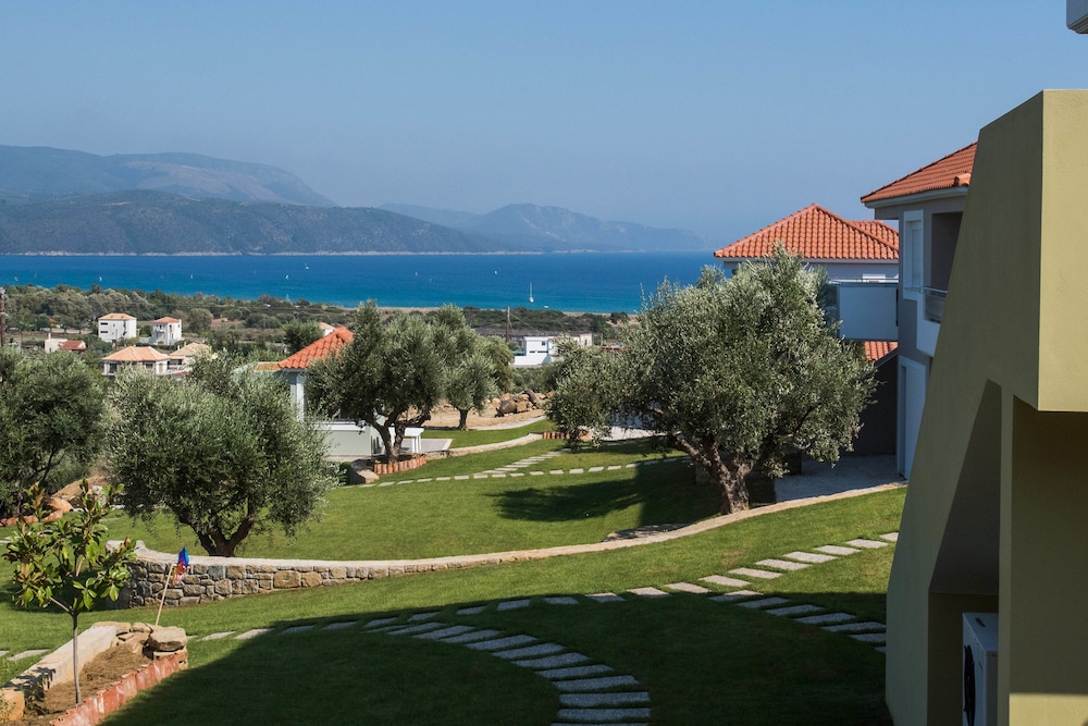 Kotroni Villas