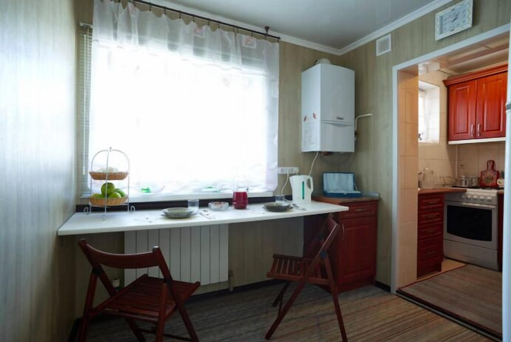 Boryspil Airport Sleep&Fly GuestHouse