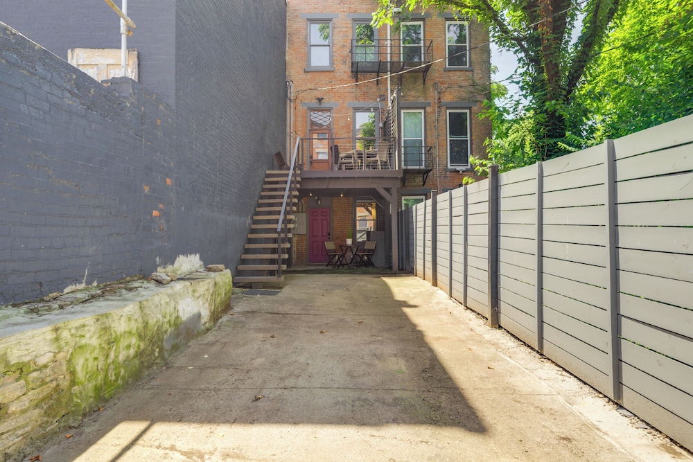 Cincy Apt 1 Mi to Findlay Market, 2 Mi to Downtown