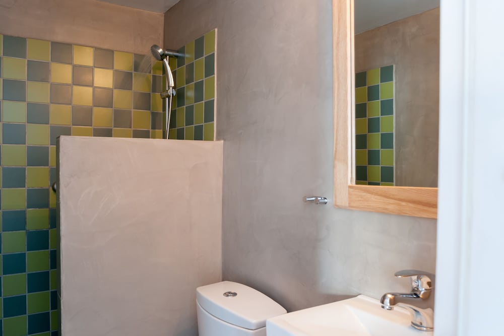 Earino Suites & Villas
