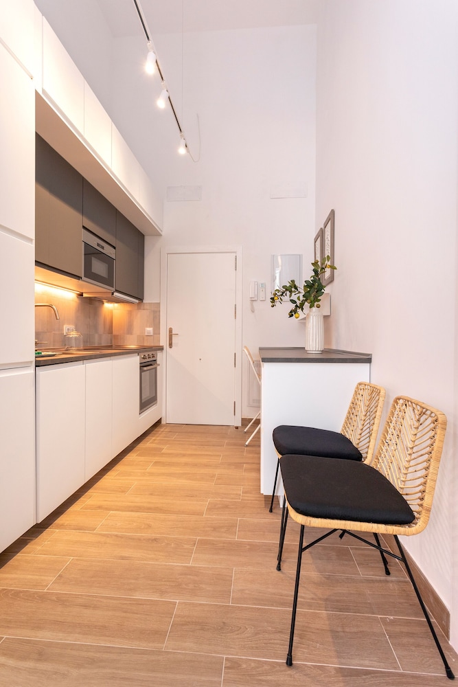 Cozy Apartment in Center of Seville. Pajaritos IV