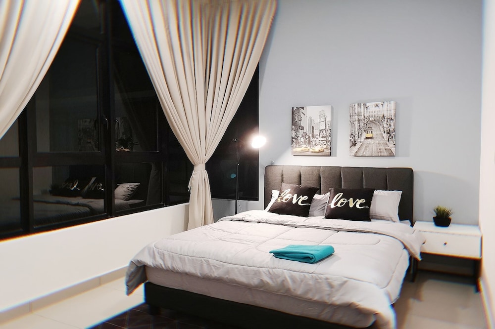Conezion @ IOI Resort Apartments