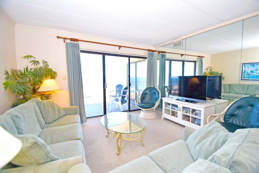 Diamond Beach 414 3 Bedroom Condo by RedAwning