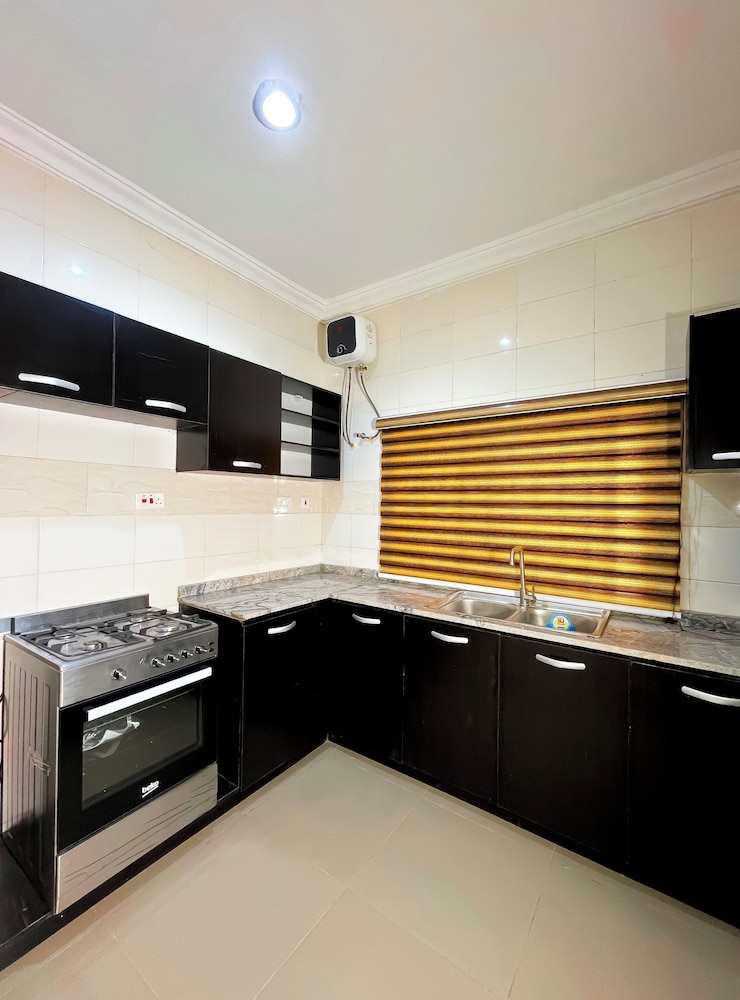 The12 by Naji Resort