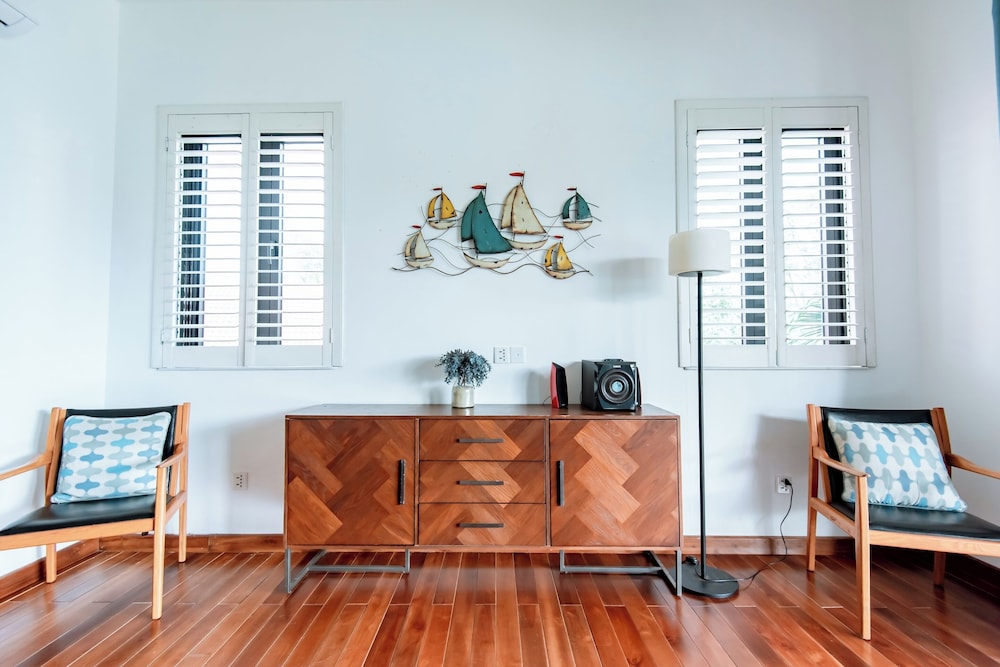 An Bang Beachside Boutique Homes & Villas