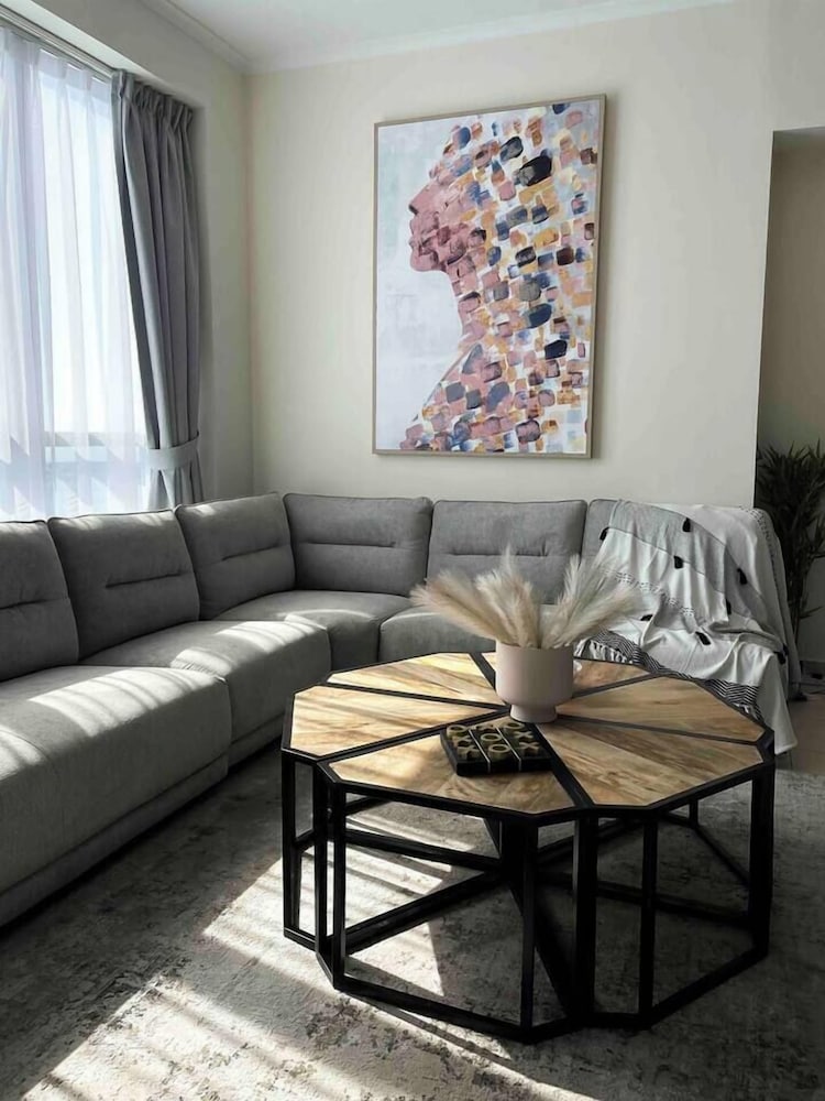 Modern Skyline Sea View 2BR Apartment