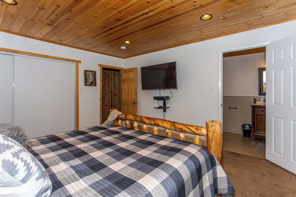 Big Bear Splash