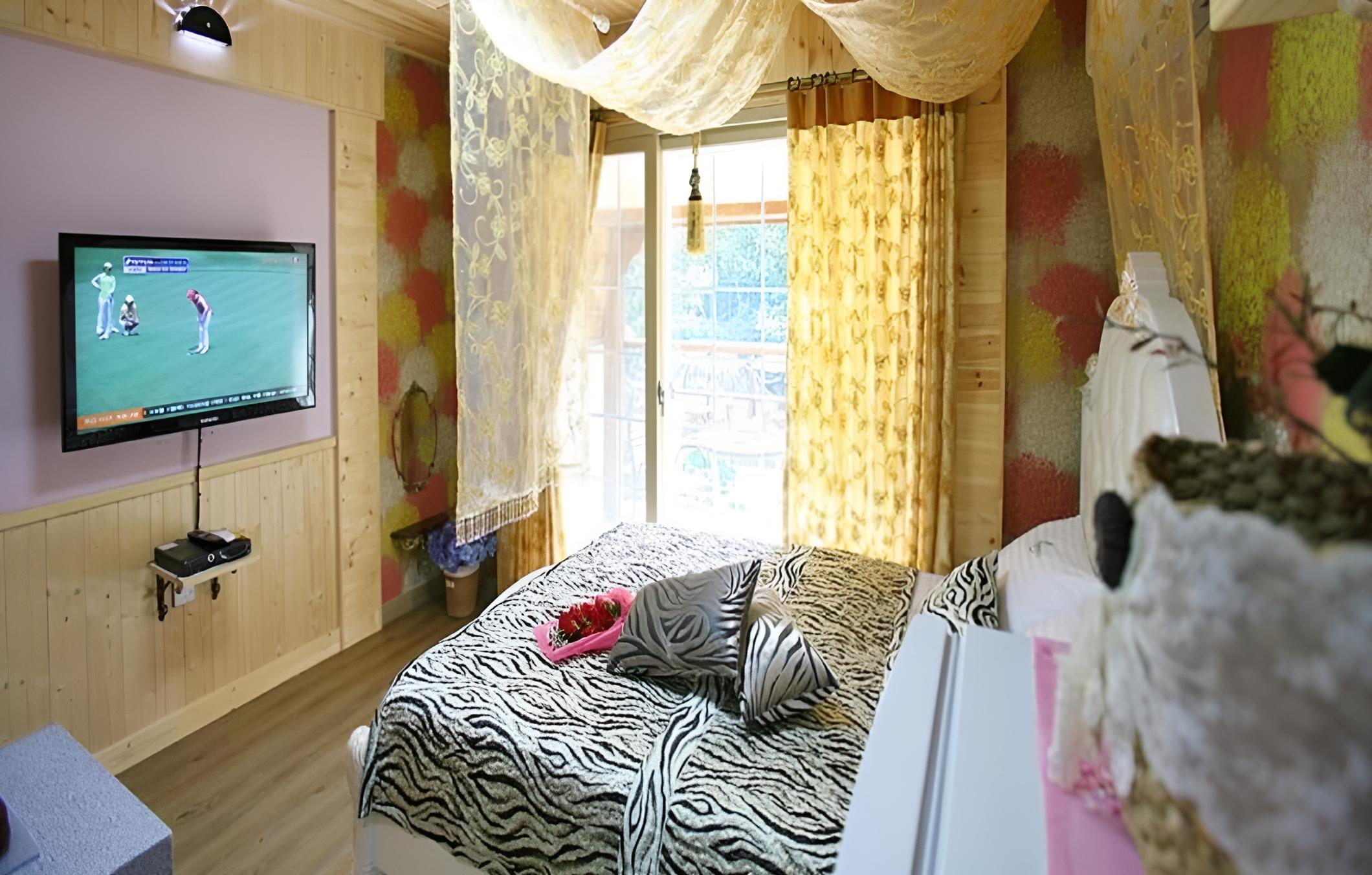 Photo 9