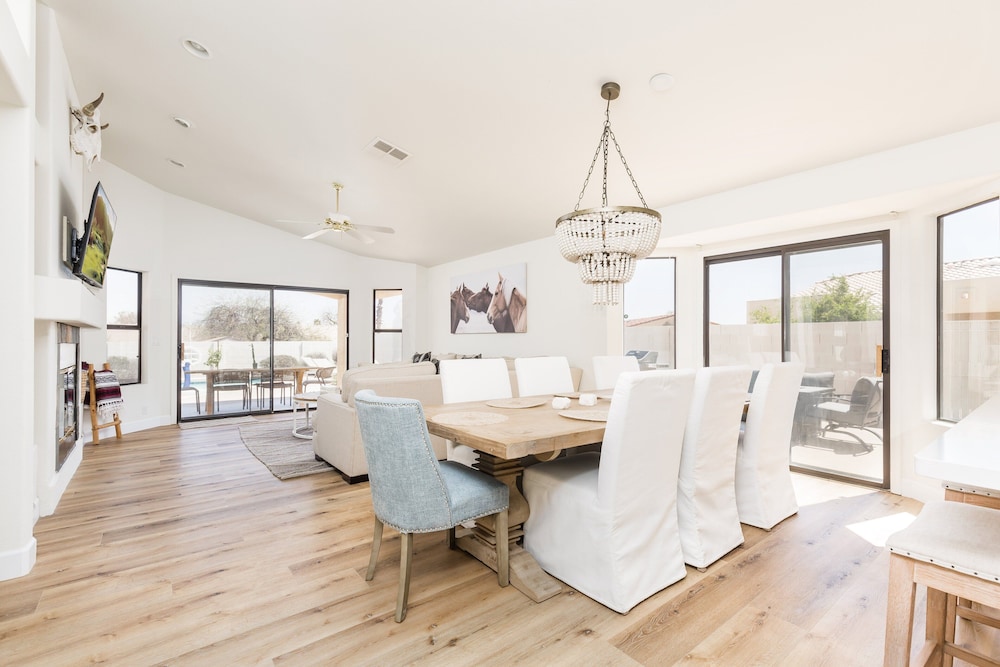 Western Hills-private Pool-putting Green-games & More!