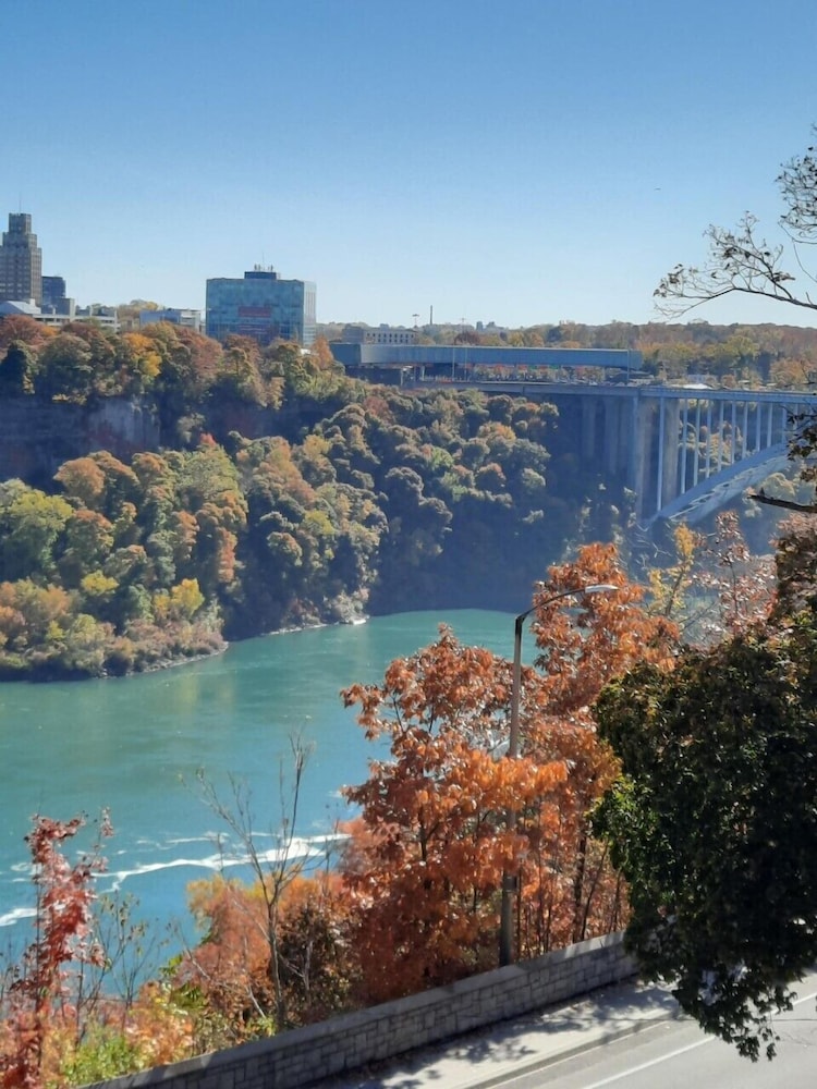 Niagara Grandview Boutique hotel