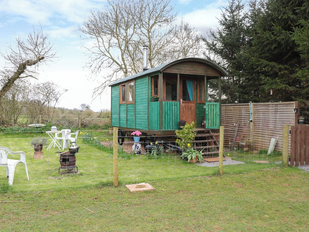 Harri's Hut