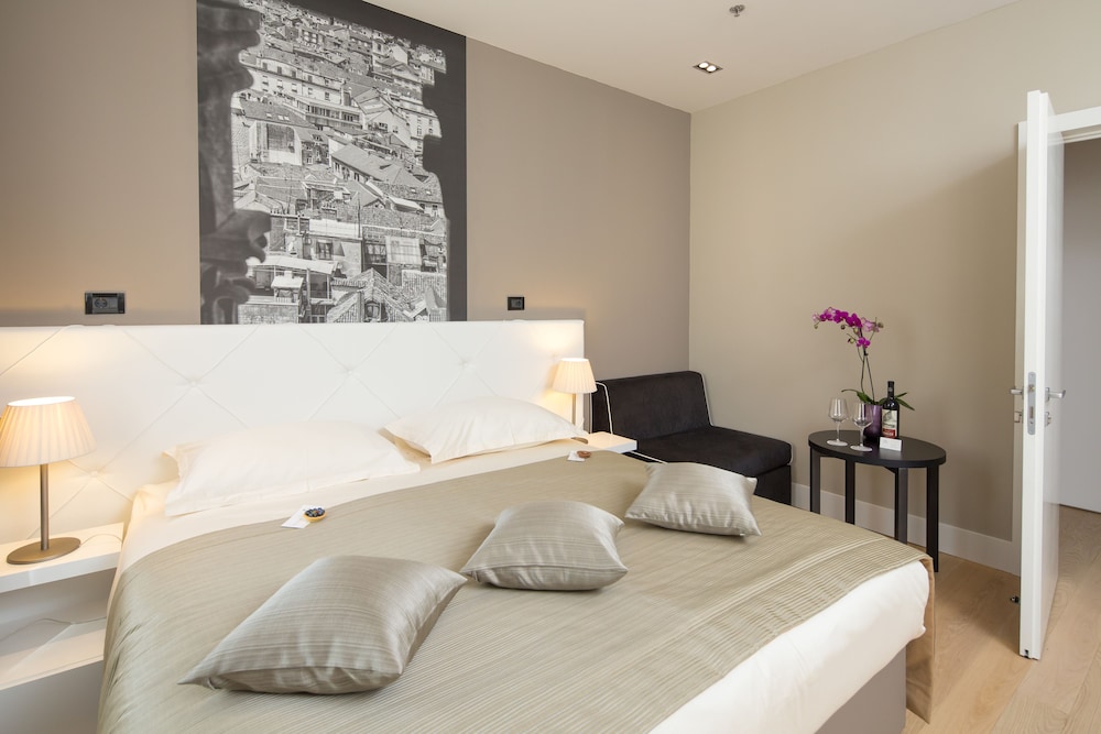 Cornaro Hotel 4