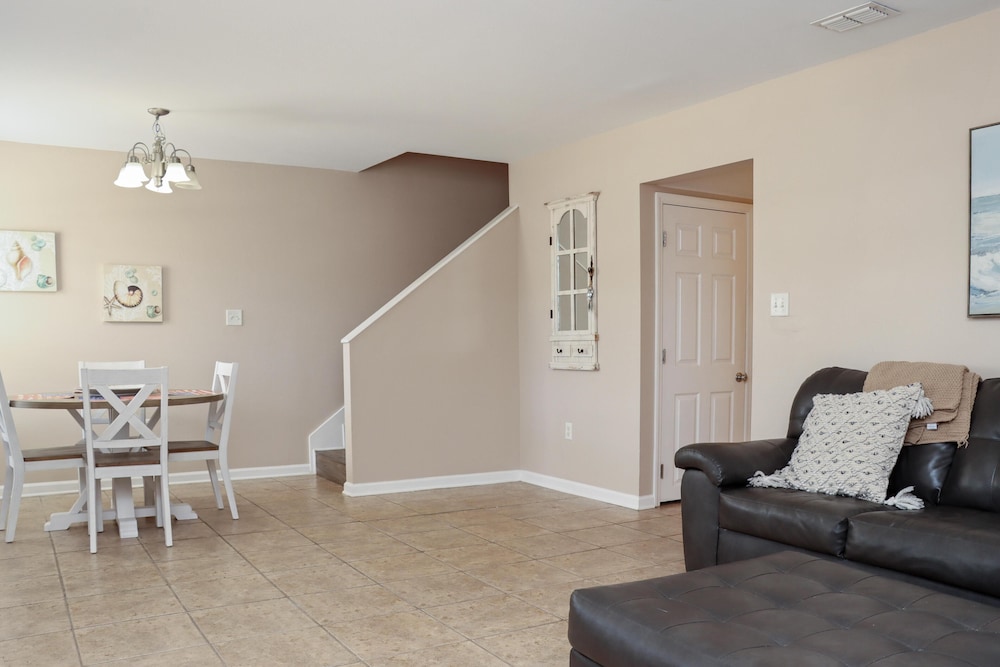 The Palms 13B