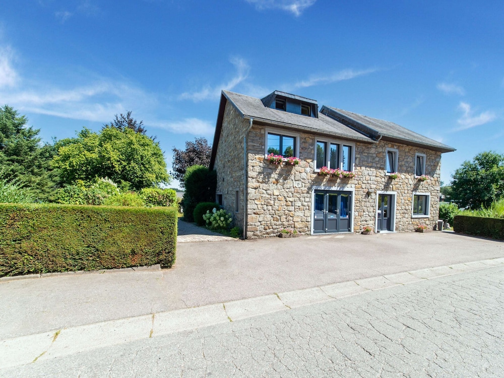 Pretty House in the Ardennes With Swimming Pool & Games Room