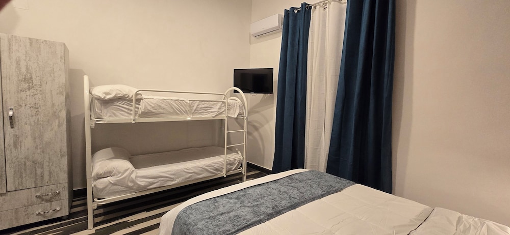 Napoli Central Stay