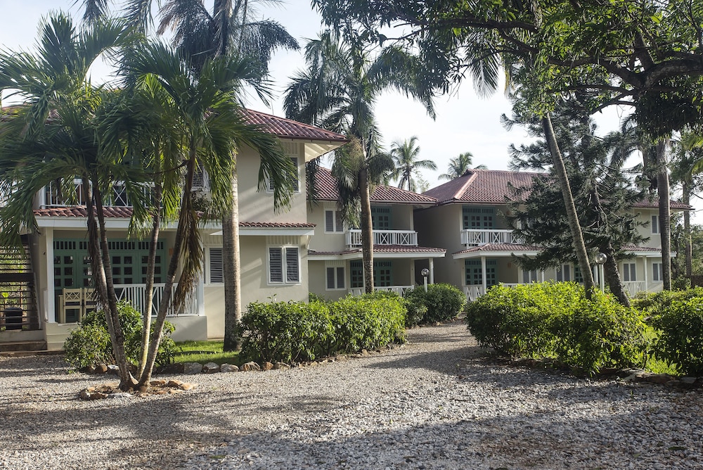 El Pelicano Apart-Hotel