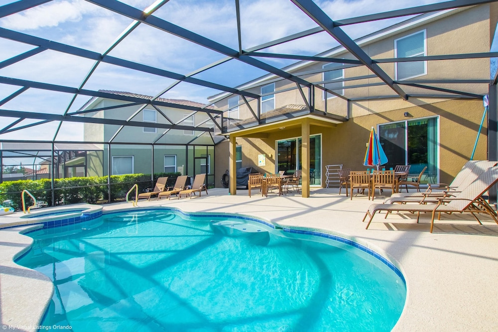 Tropical Luxury Near Disney! Professionally Decorated With Huge Pool, Game Room. 6bd/ 4.5ba #6st129 - Image 3