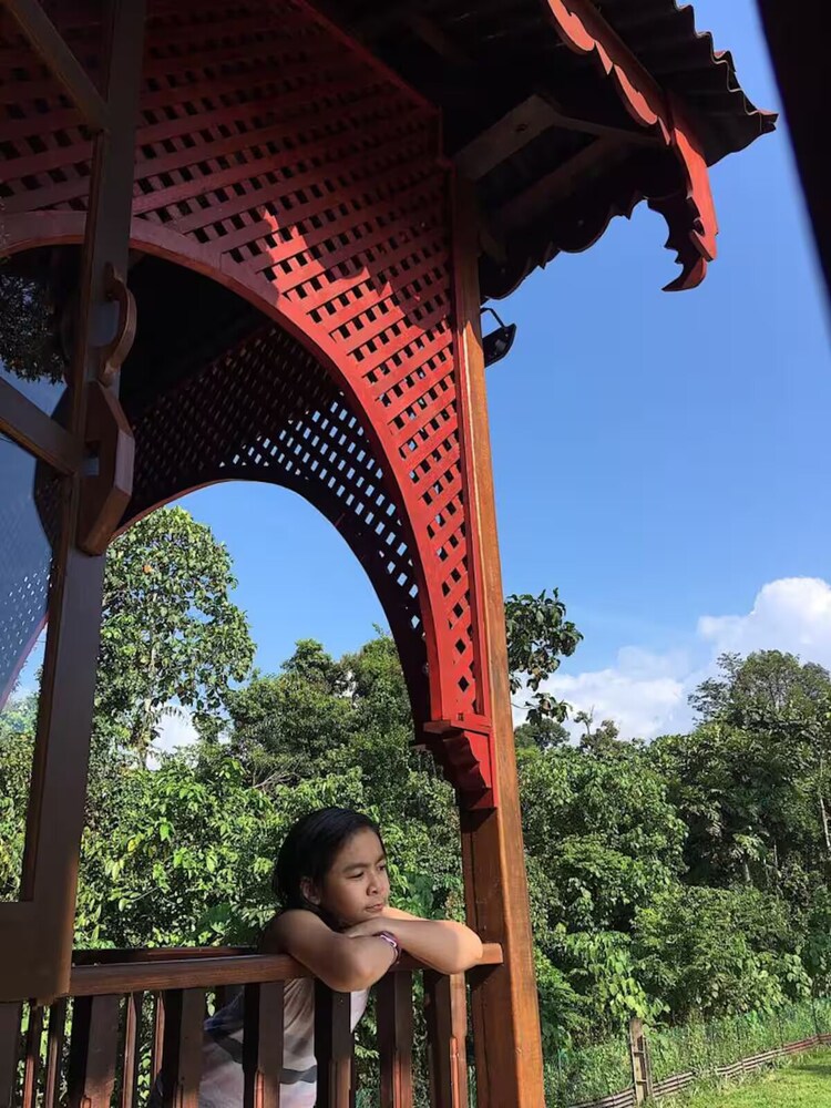 Bagas Zakariah Orchard Lodge