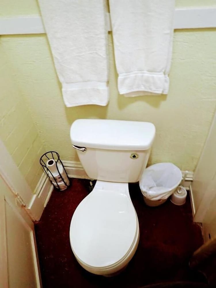 Historic Whiting Hotel Suites - Property Image 58