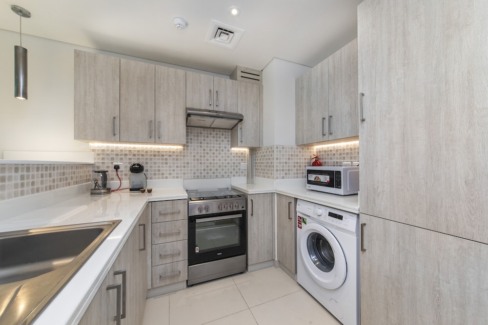 Ideal 1BR with Sea View on Palm Jumeirah