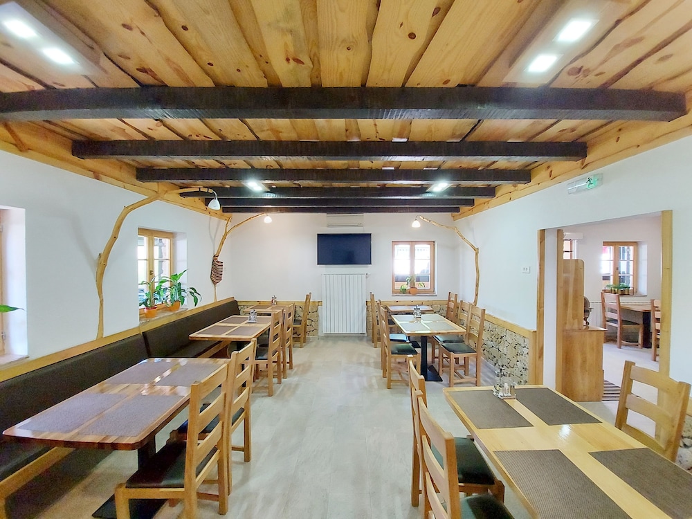 Plitvice Etno House