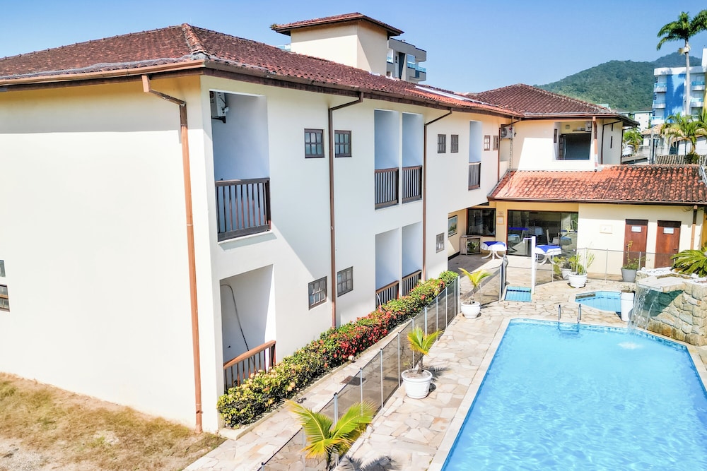 Hotel VELINN Pousada Villa Mar-inna - Image 1