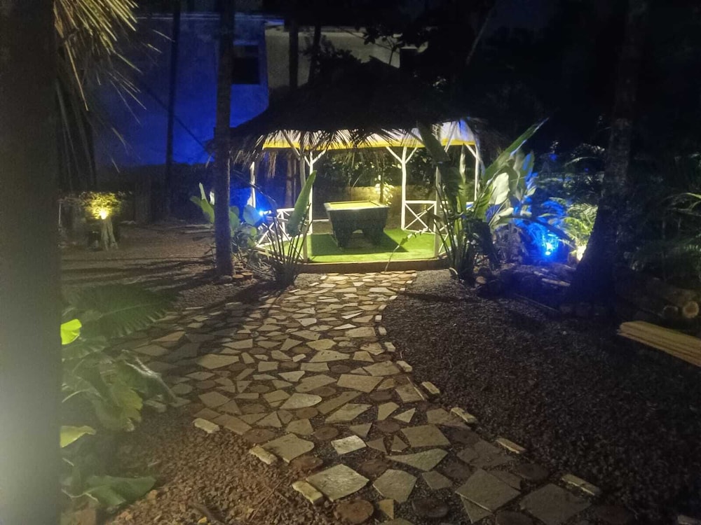 Urban Mad – Villas & Studio